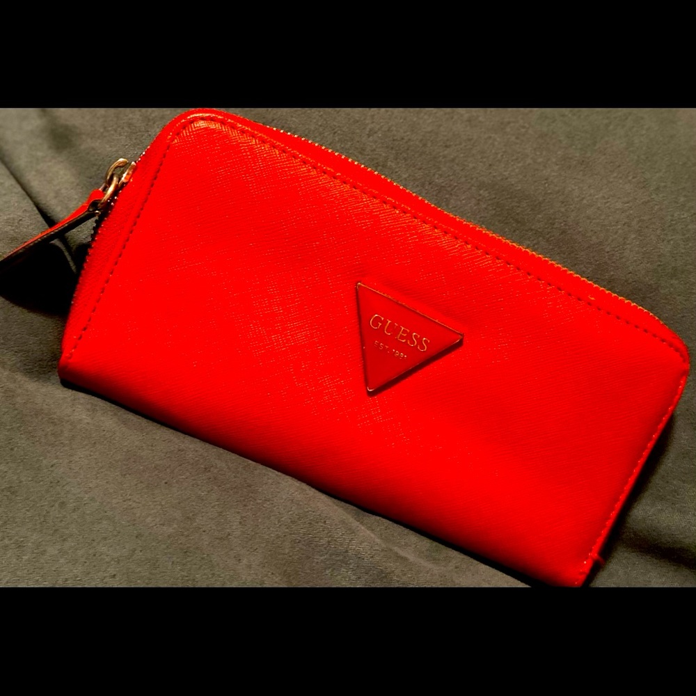Guess Wallet (Red)